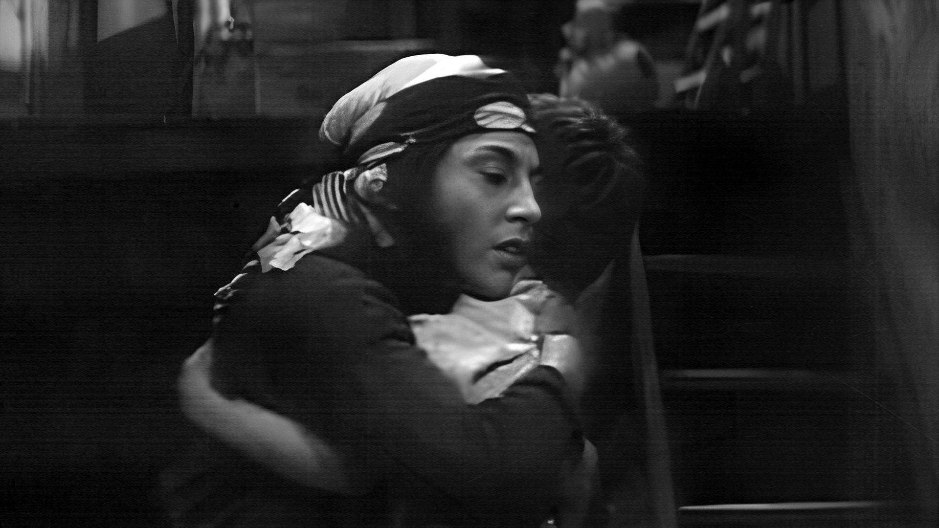 The Night Is Afraid of the Sun 1965 movie scene