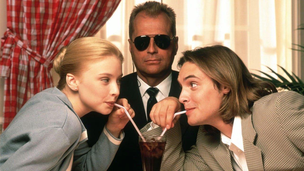 My Date with the President's Daughter 1998 movie scene
