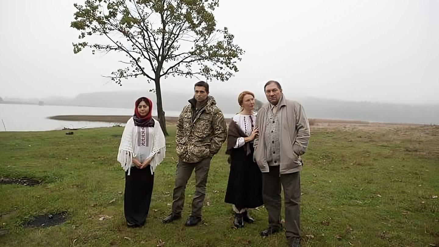 Autumn Memories 2016 movie scene