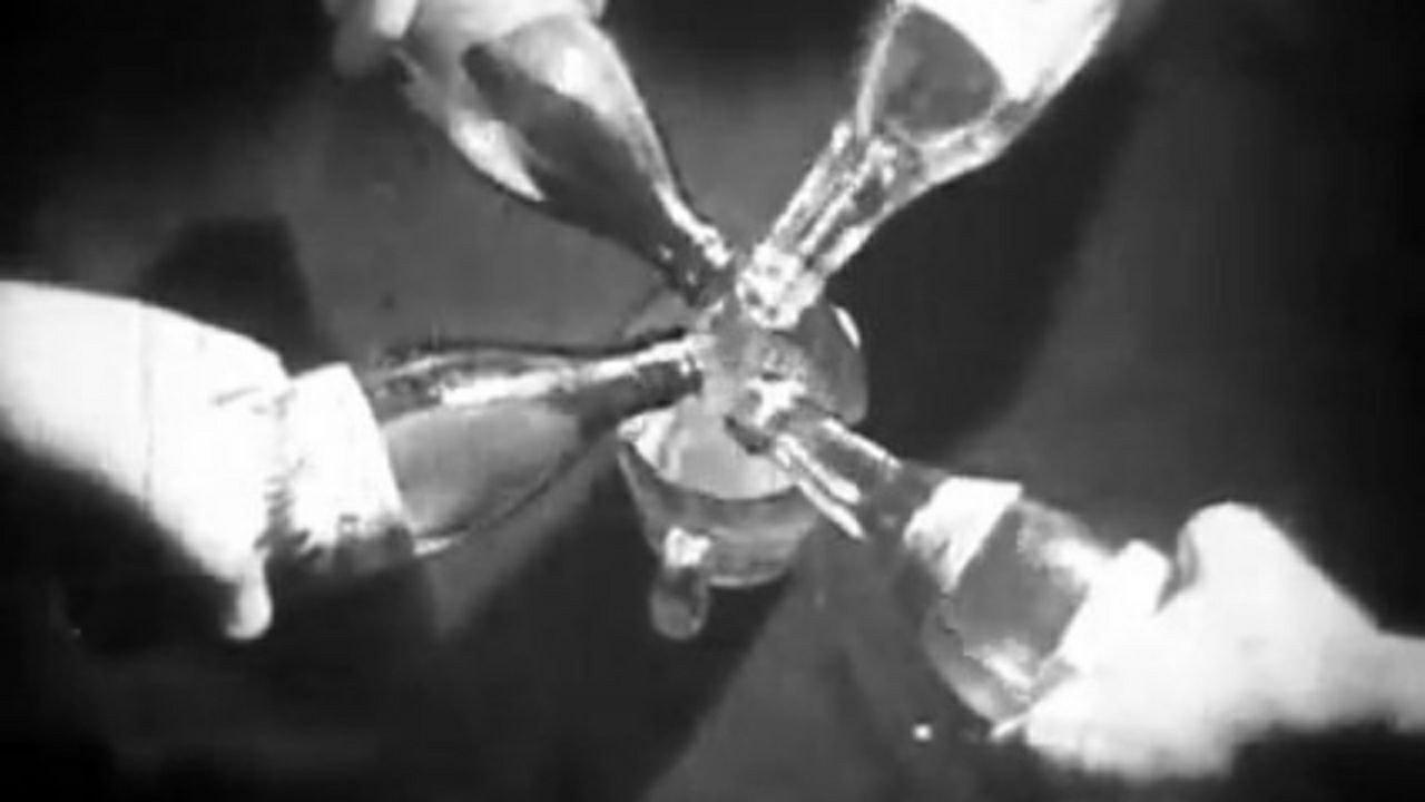 In a Spiral Circle 1972 movie scene