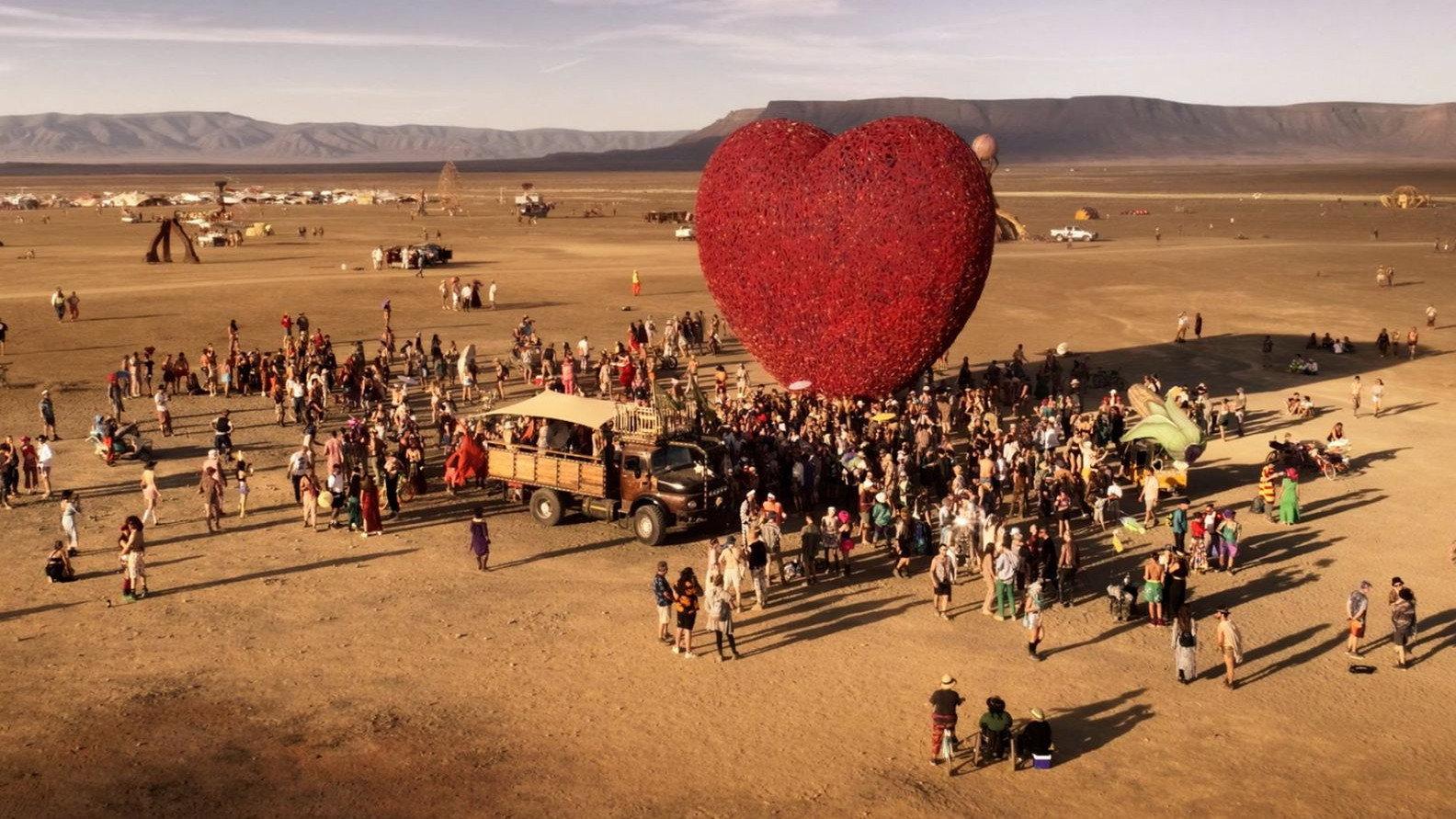 Lovebox 2026 movie scene