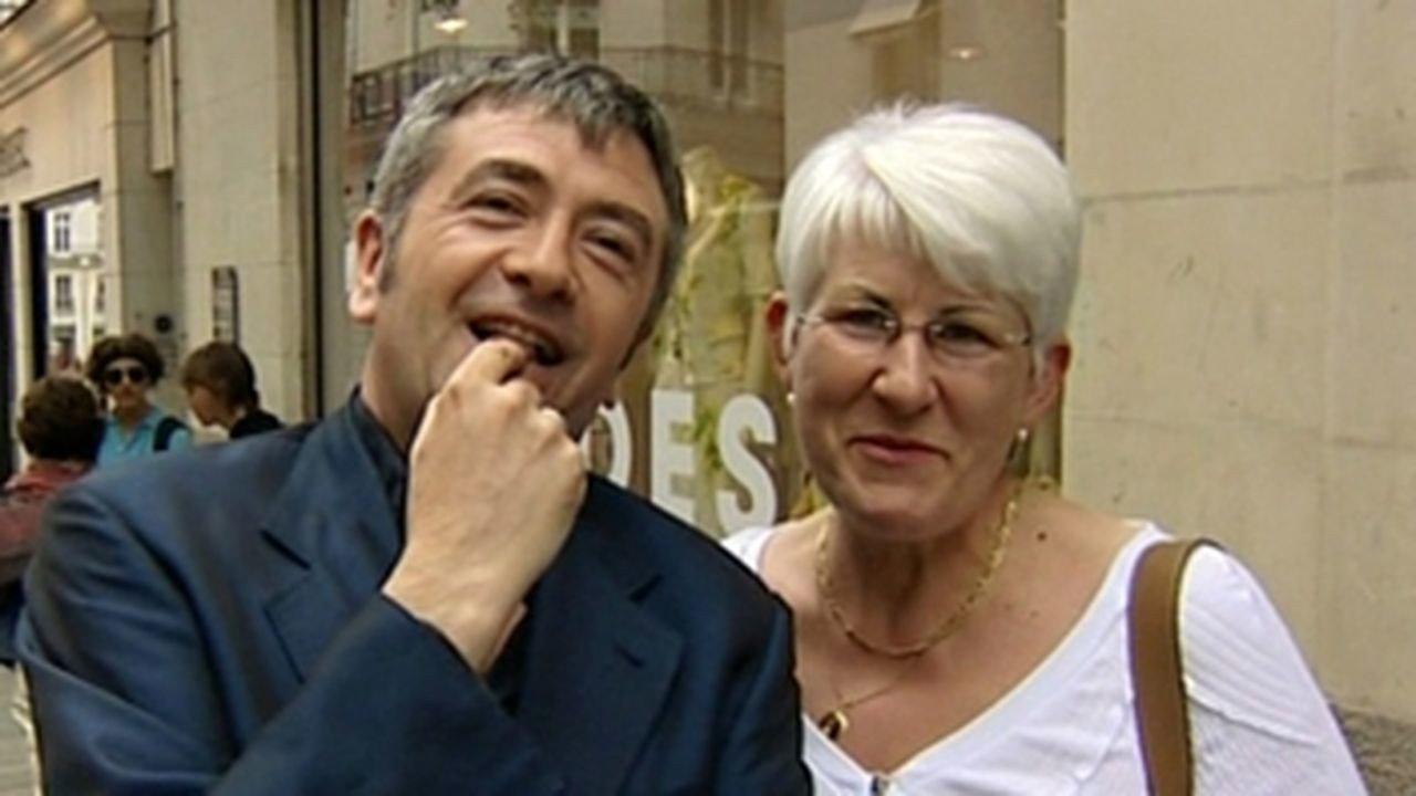 Lafesse : Lafesse refait le trottoir 2004 movie scene