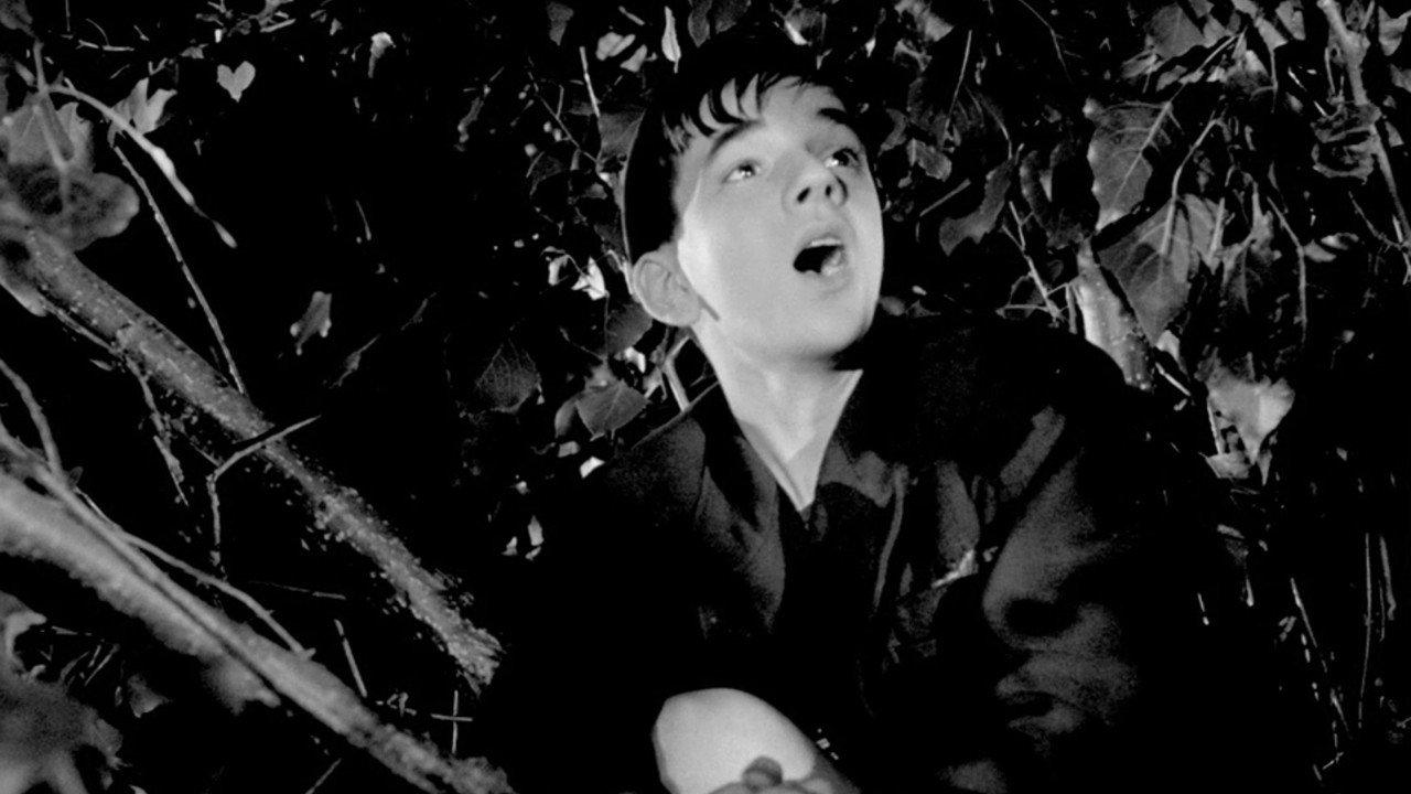Le Rossignol et les cloches 1952 movie scene