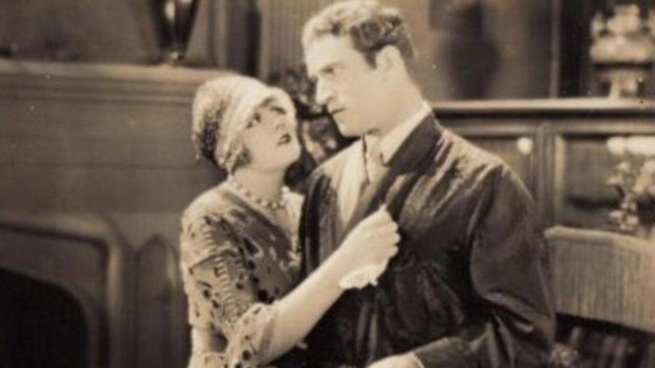The Return of Boston Blackie 1927 movie scene