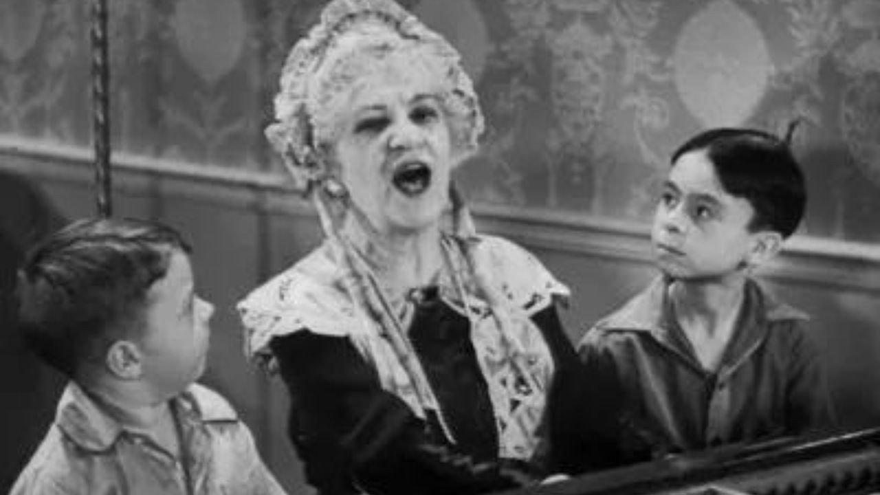 Second Childhood 1936 movie scene