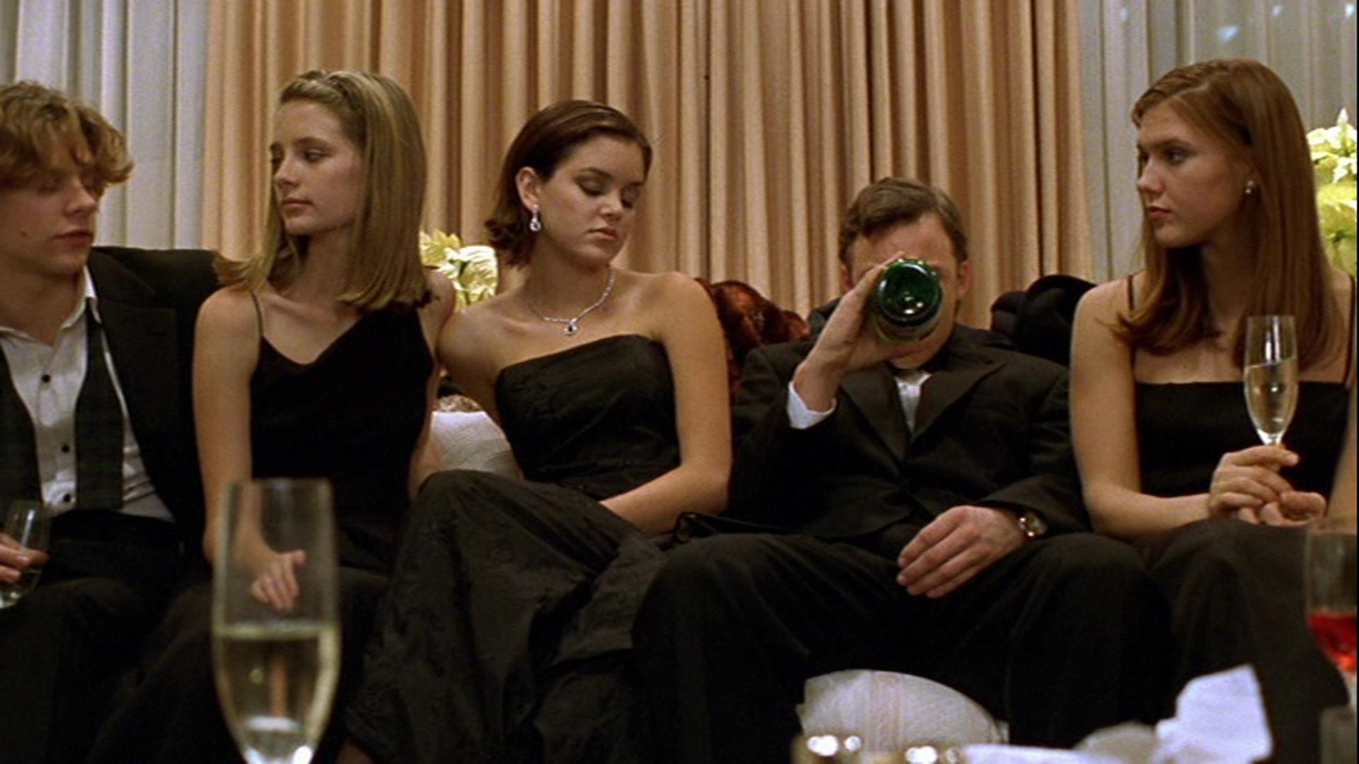 Tart 2001 movie scene