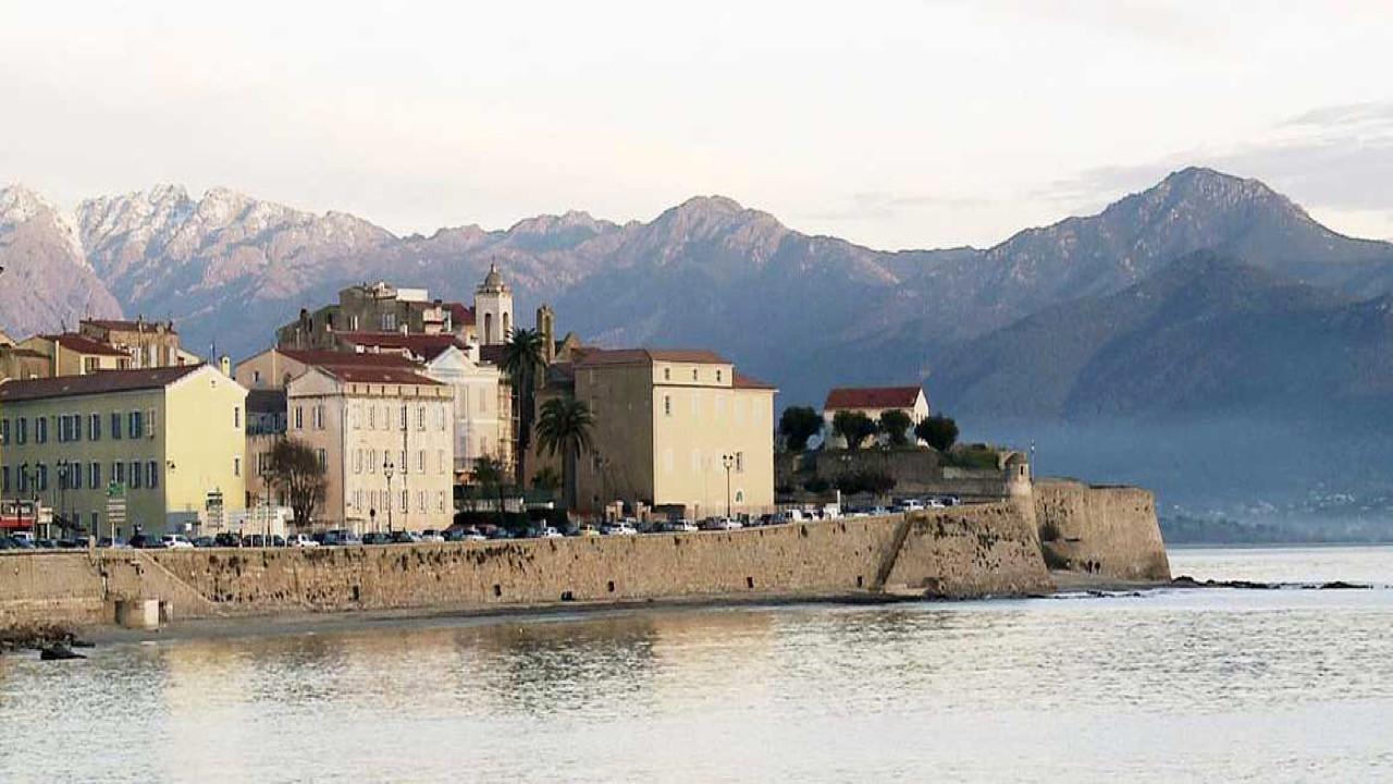 Corsica Story Une Histoire de La Violence 2012 movie scene