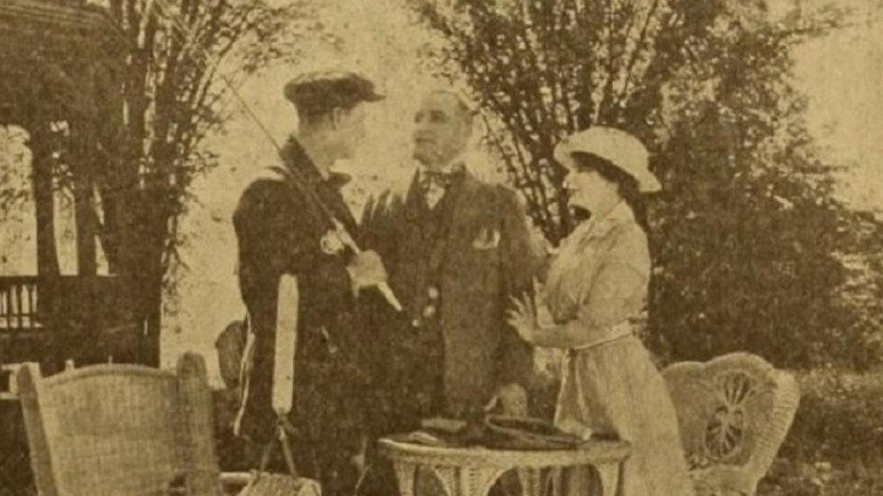 Bridges Burned 1917 movie scene