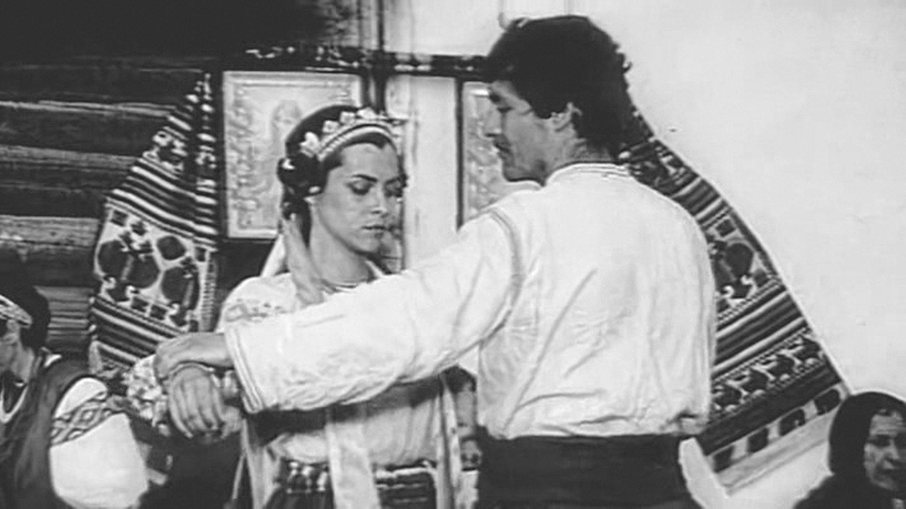 Bread and Salt 1971 movie scene