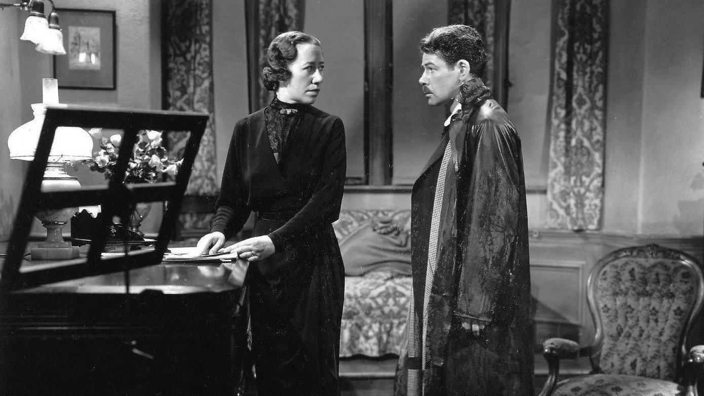 We Are Not Alone 1939 movie scene