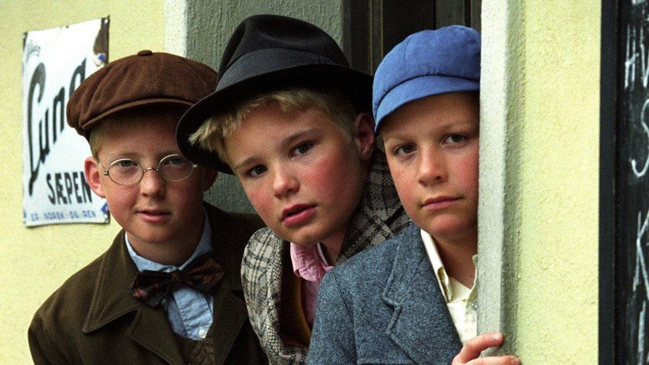 The Junior Olsen Gang Goes Submarine 2003 movie scene