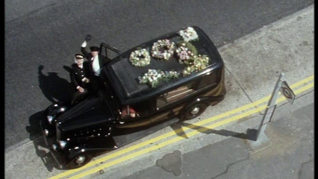 Mr. H Is Late 1988 movie scene