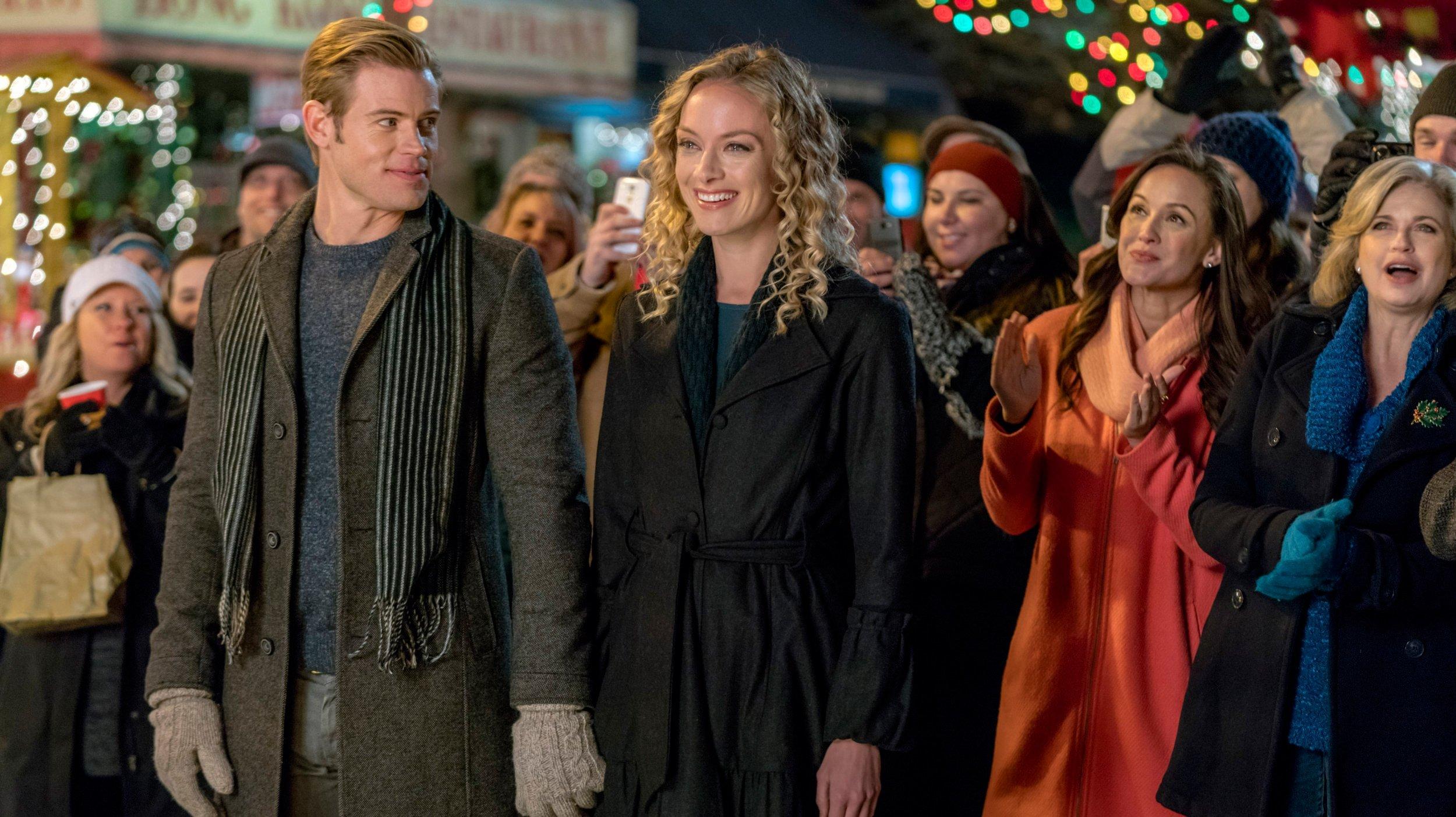 Marry Me at Christmas 2017 movie scene