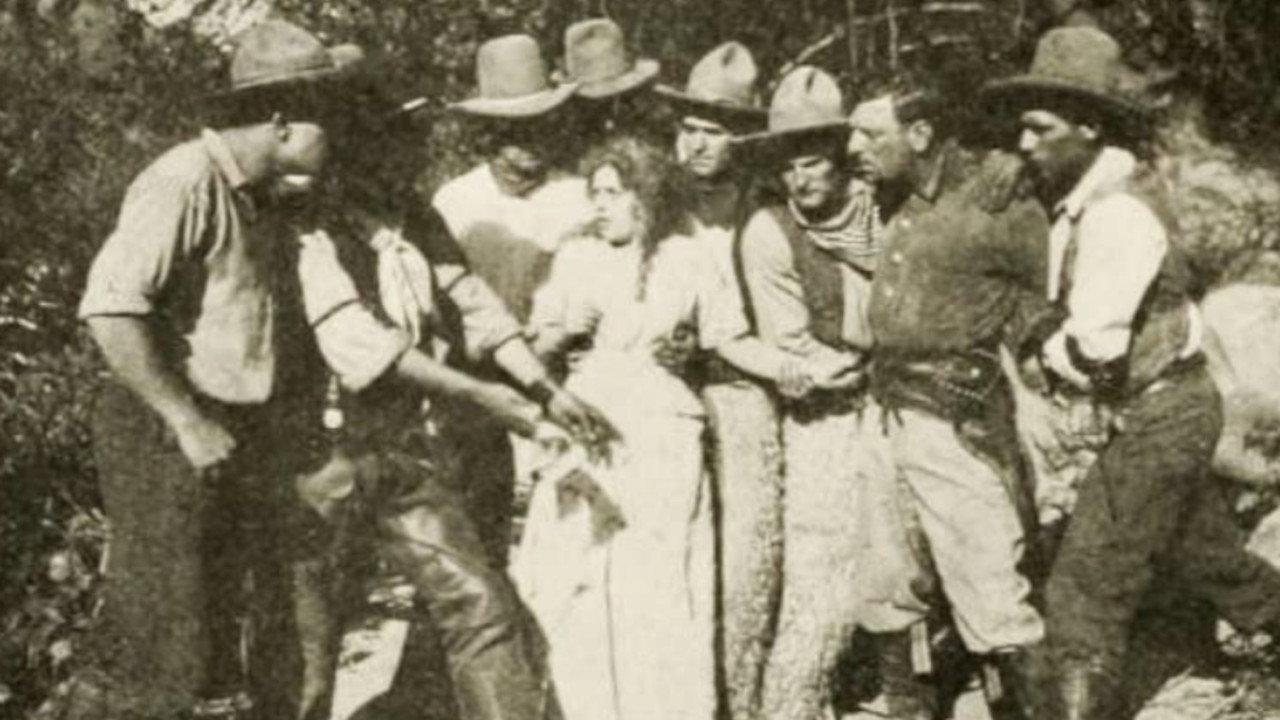 The Tell-Tale Hand 1914 movie scene