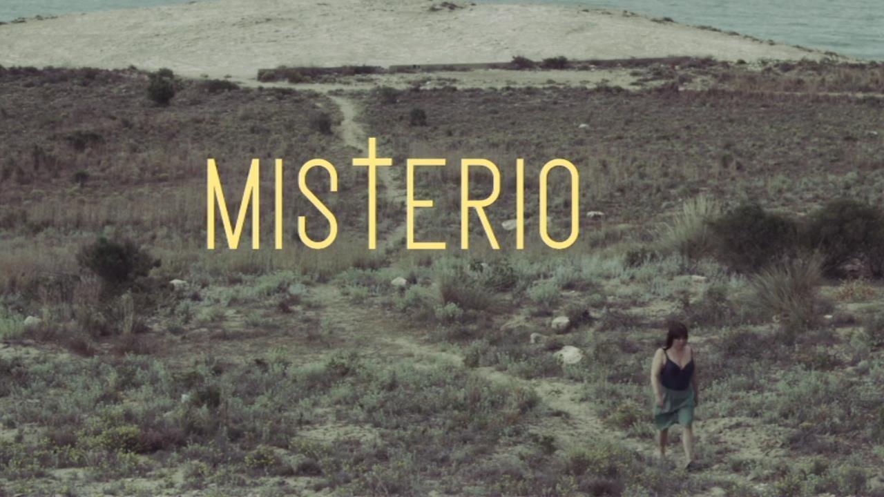 Misterio 2013 movie scene