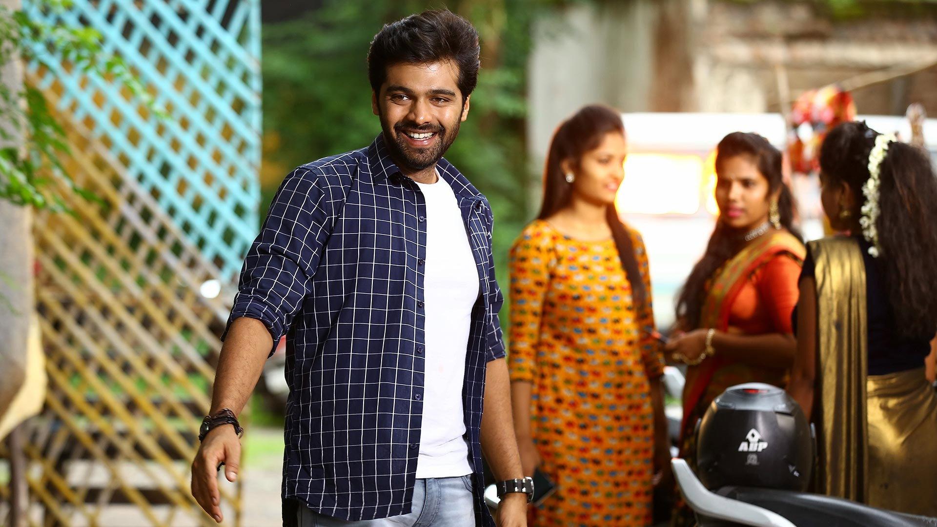 Katha Kanchiki Manam Intiki 2022 movie scene