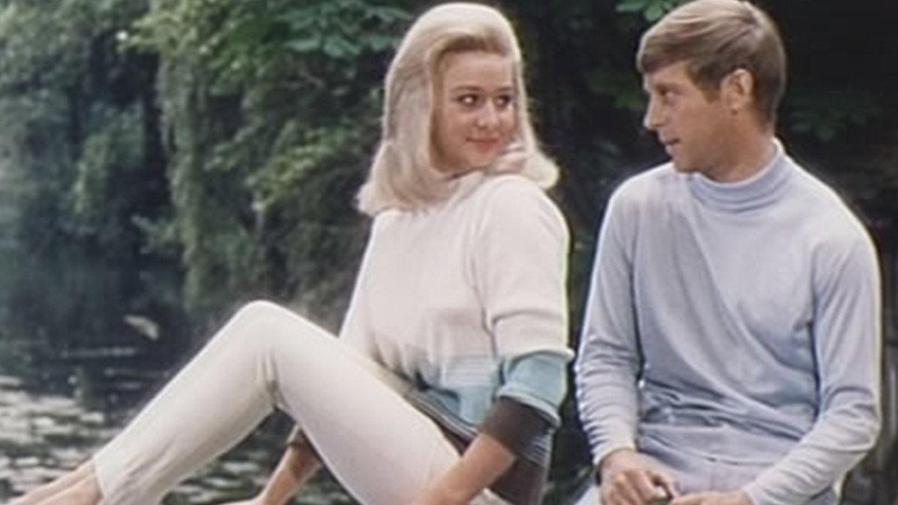 Every Day's a Holiday 1965 movie scene