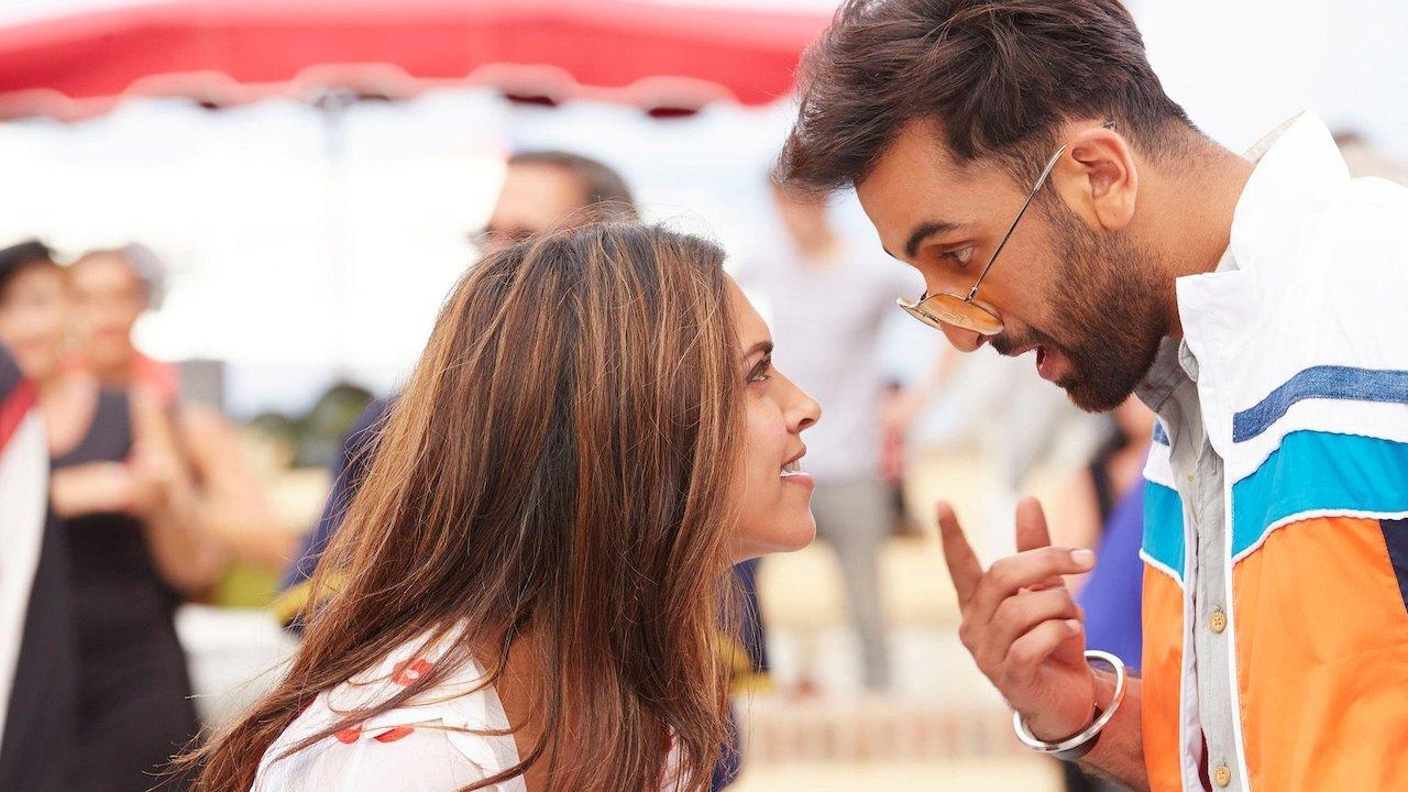 Tamasha 2015 movie scene