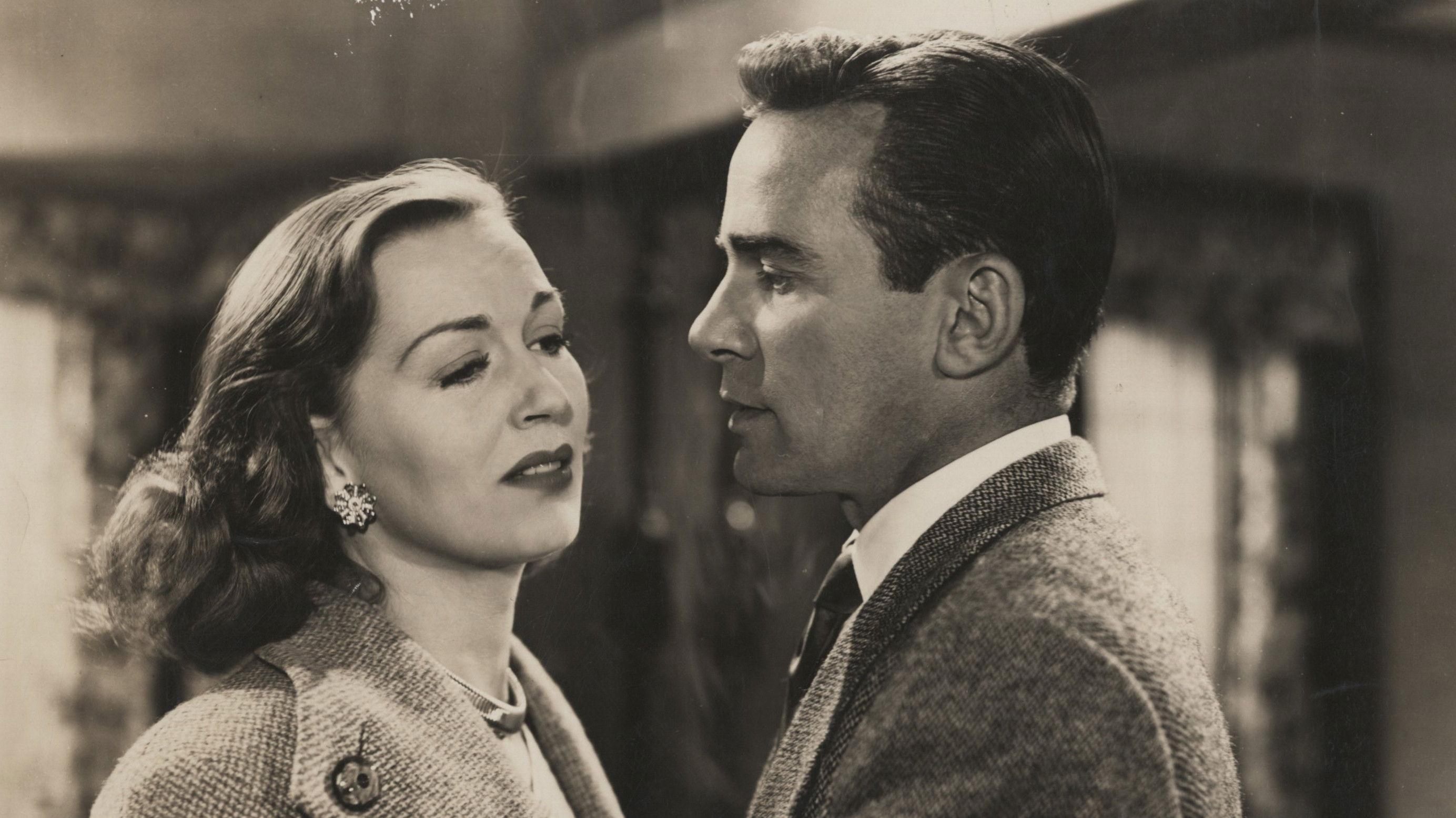 Whispering Smith vs. Scotland Yard 1952 movie scene