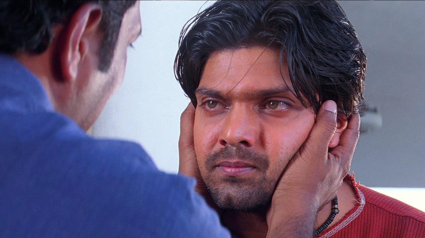 Arinthum Ariyamalum 2005 movie scene