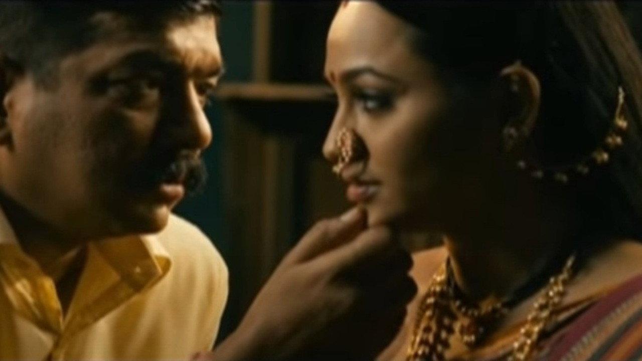Hello Jai Hind! 2011 movie scene