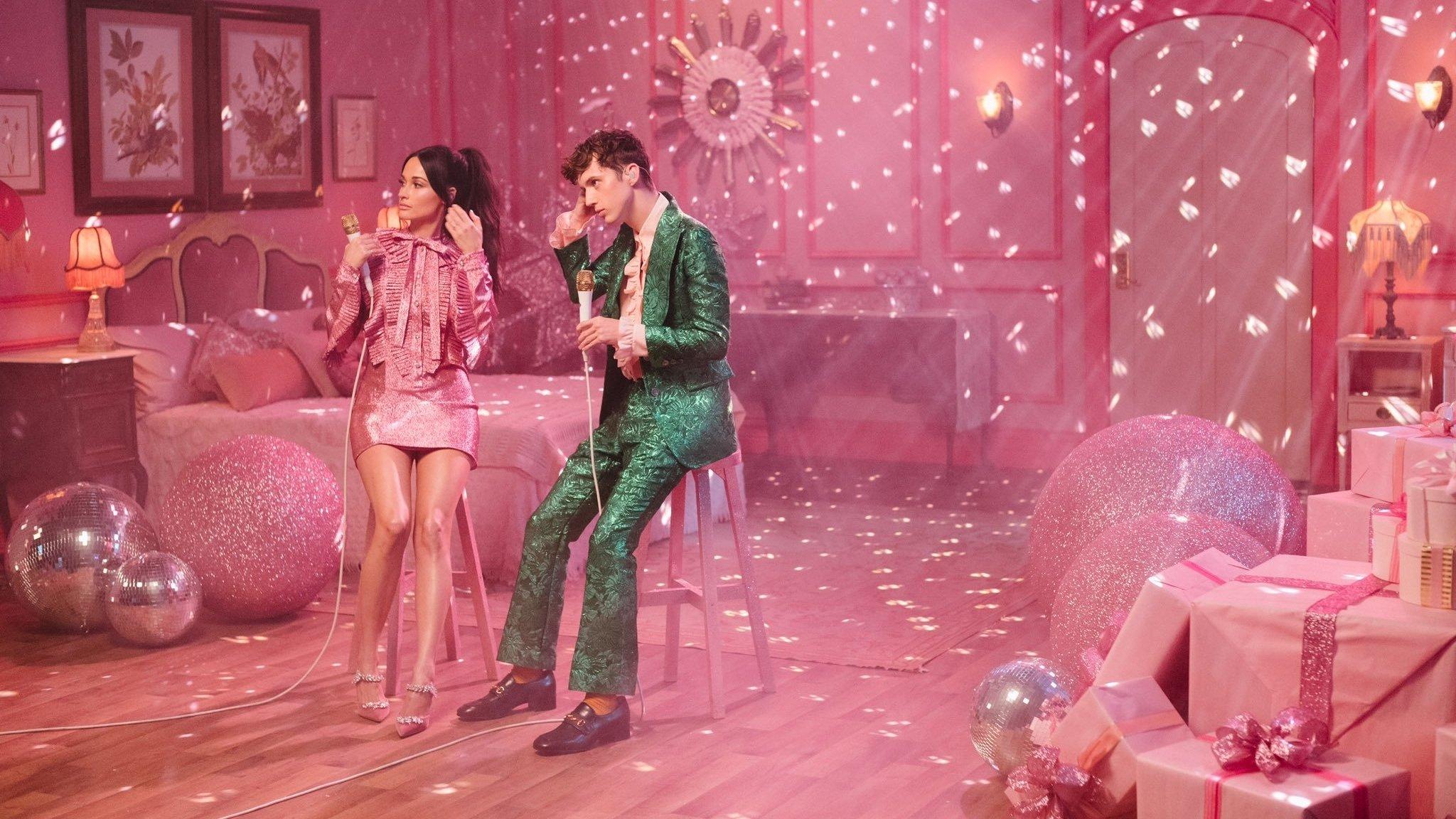 The Kacey Musgraves Christmas Show 2019 movie scene