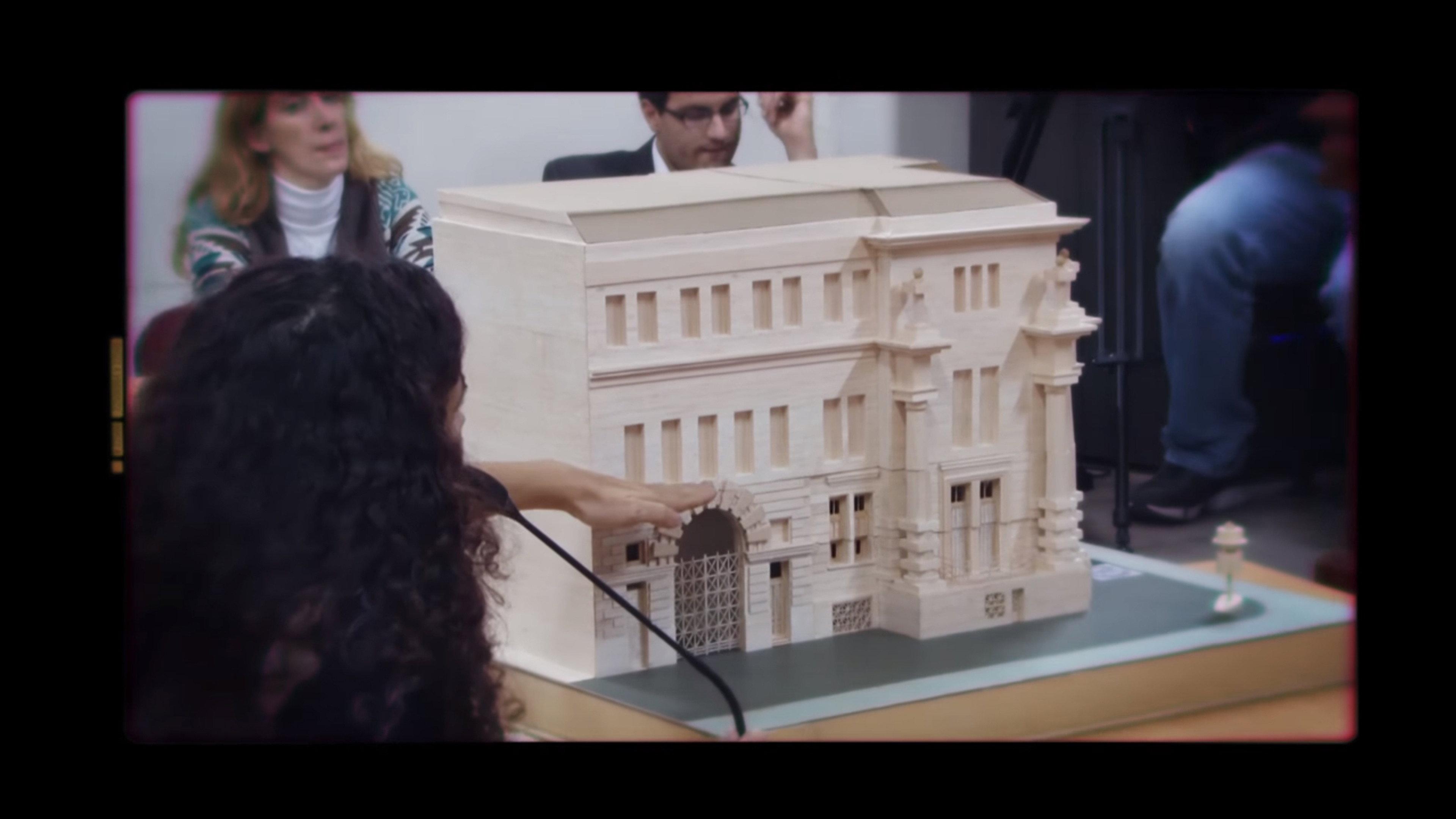 La Arquitectura Del Crimen 2016 movie scene
