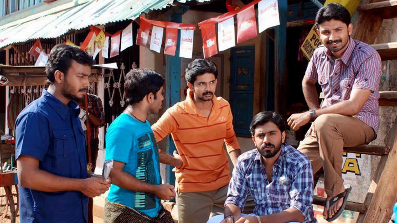 Malarvaadi Arts Club 2010 movie scene