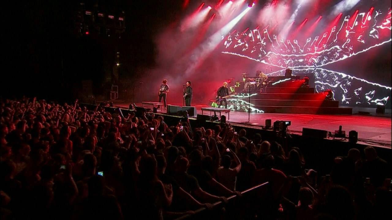 Fall Out Boy: The Boys of Zummer Tour Live in Chicago 2016 movie scene