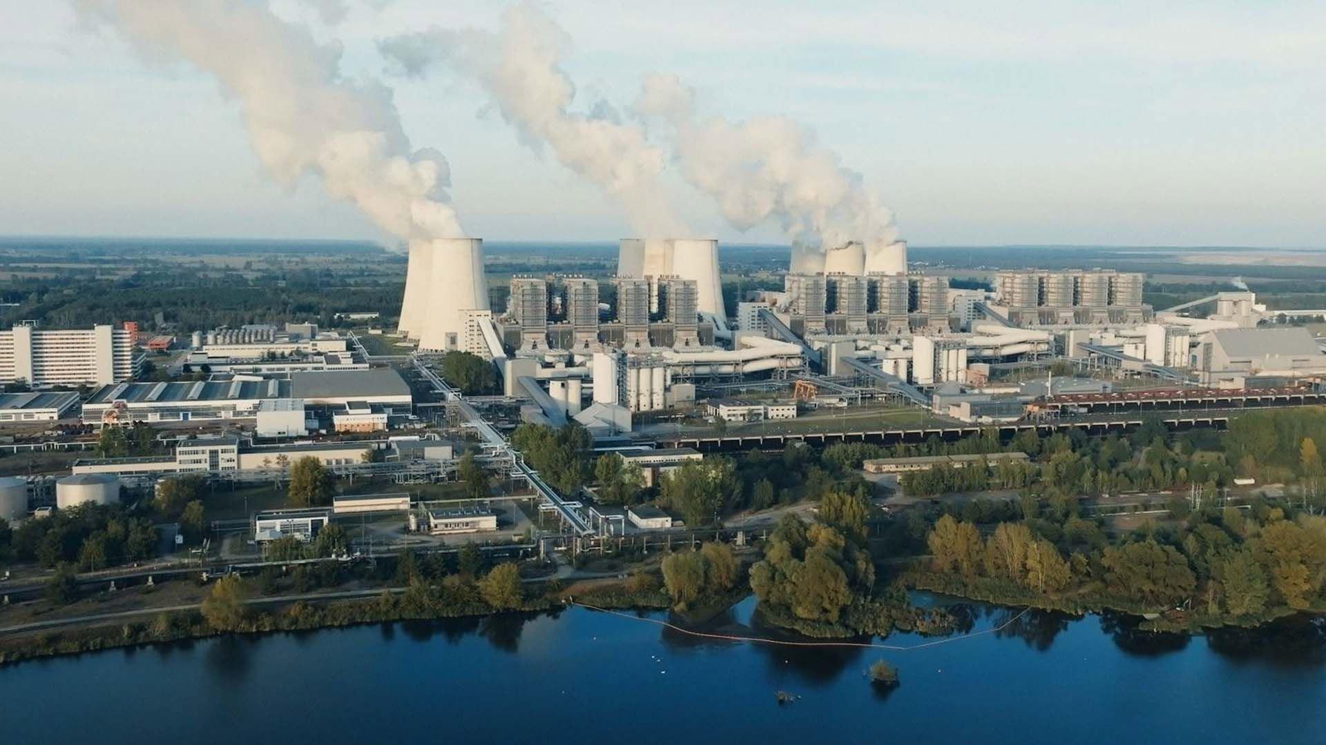 Hydrogen - Revolution or Illusion? 2025 movie scene