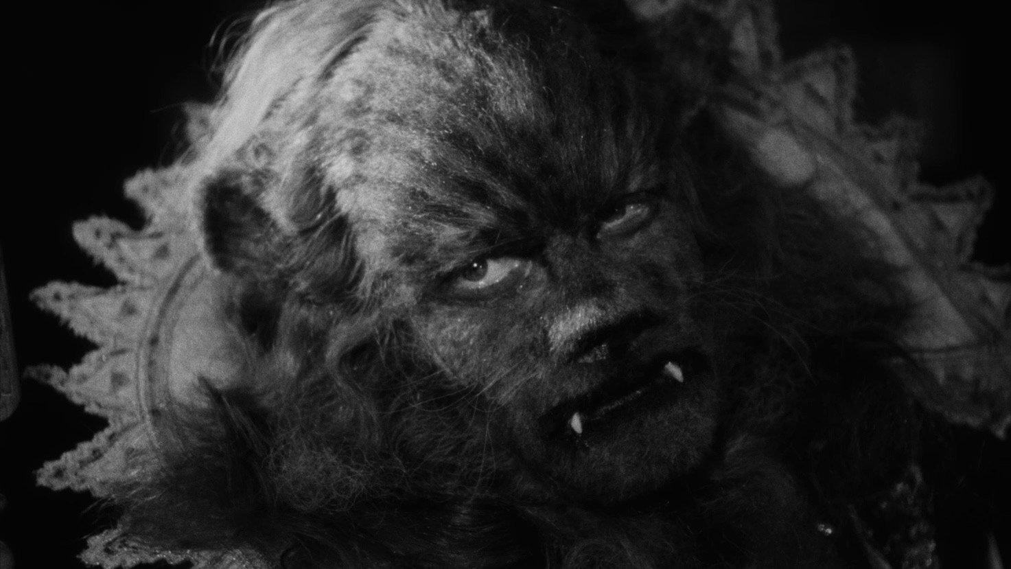 Beauty and the Beast 1946 movie scene