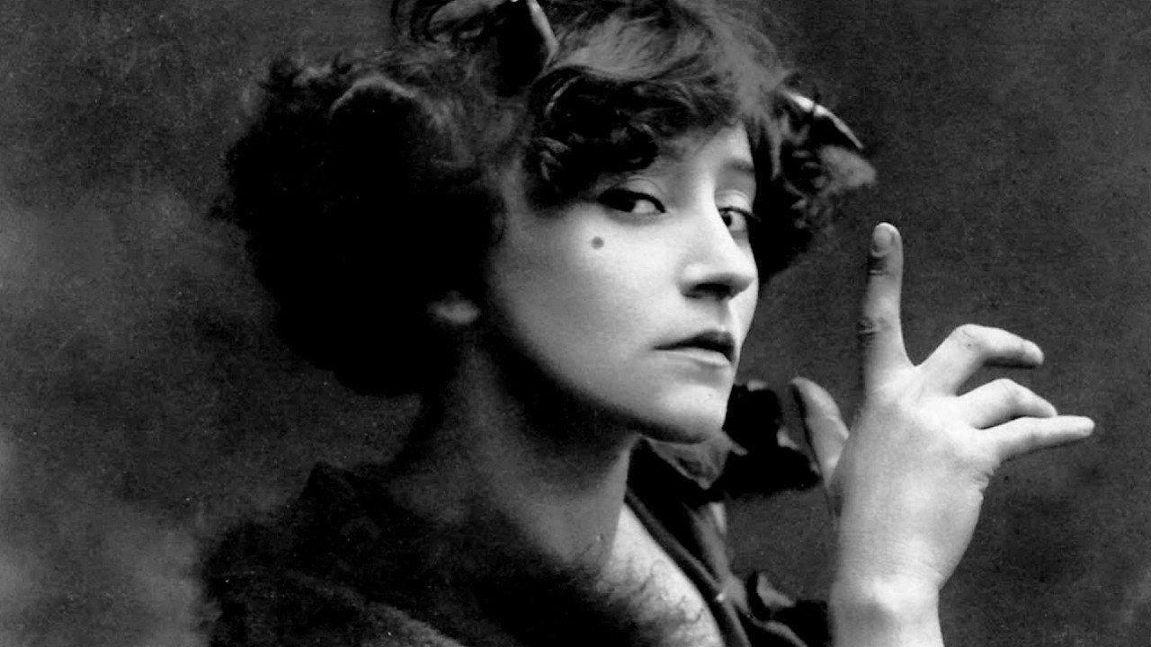 Colette, l'insoumise 2019 movie scene