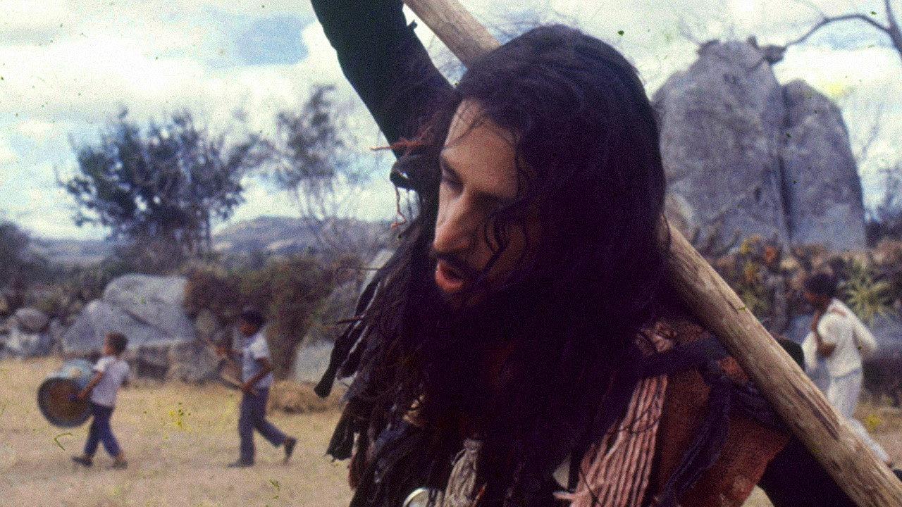 The Night of the Scarecrow 1974 movie scene