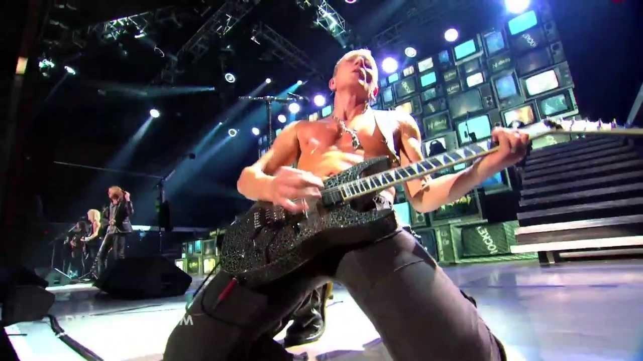 Def Leppard - Viva! Hysteria 2013 movie scene
