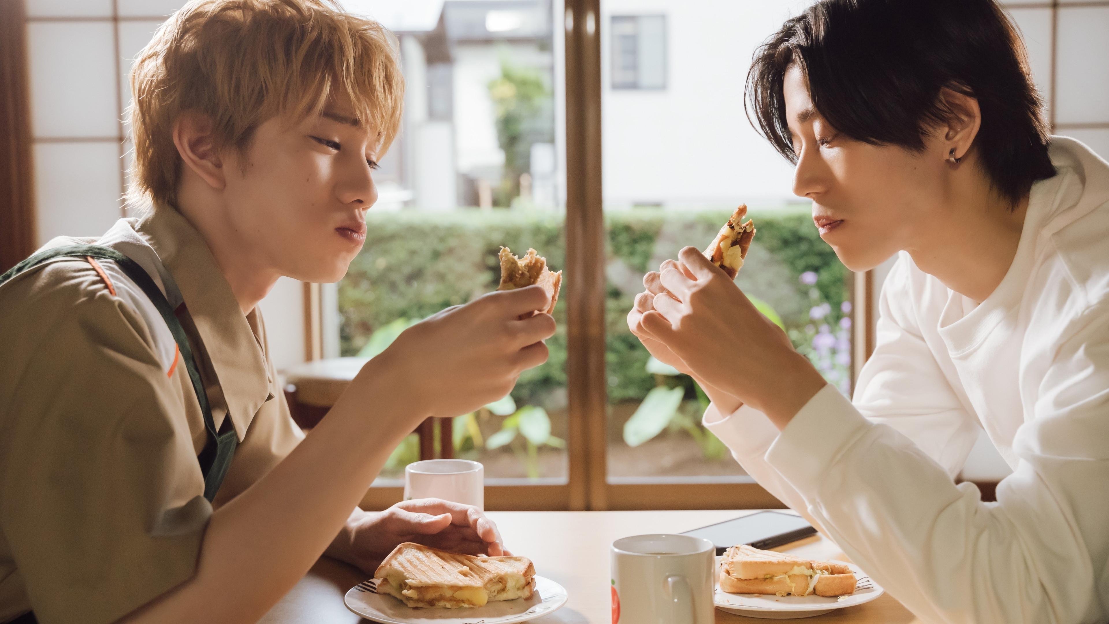 Let's Eat Together, Aki and Haru 2023 movie scene