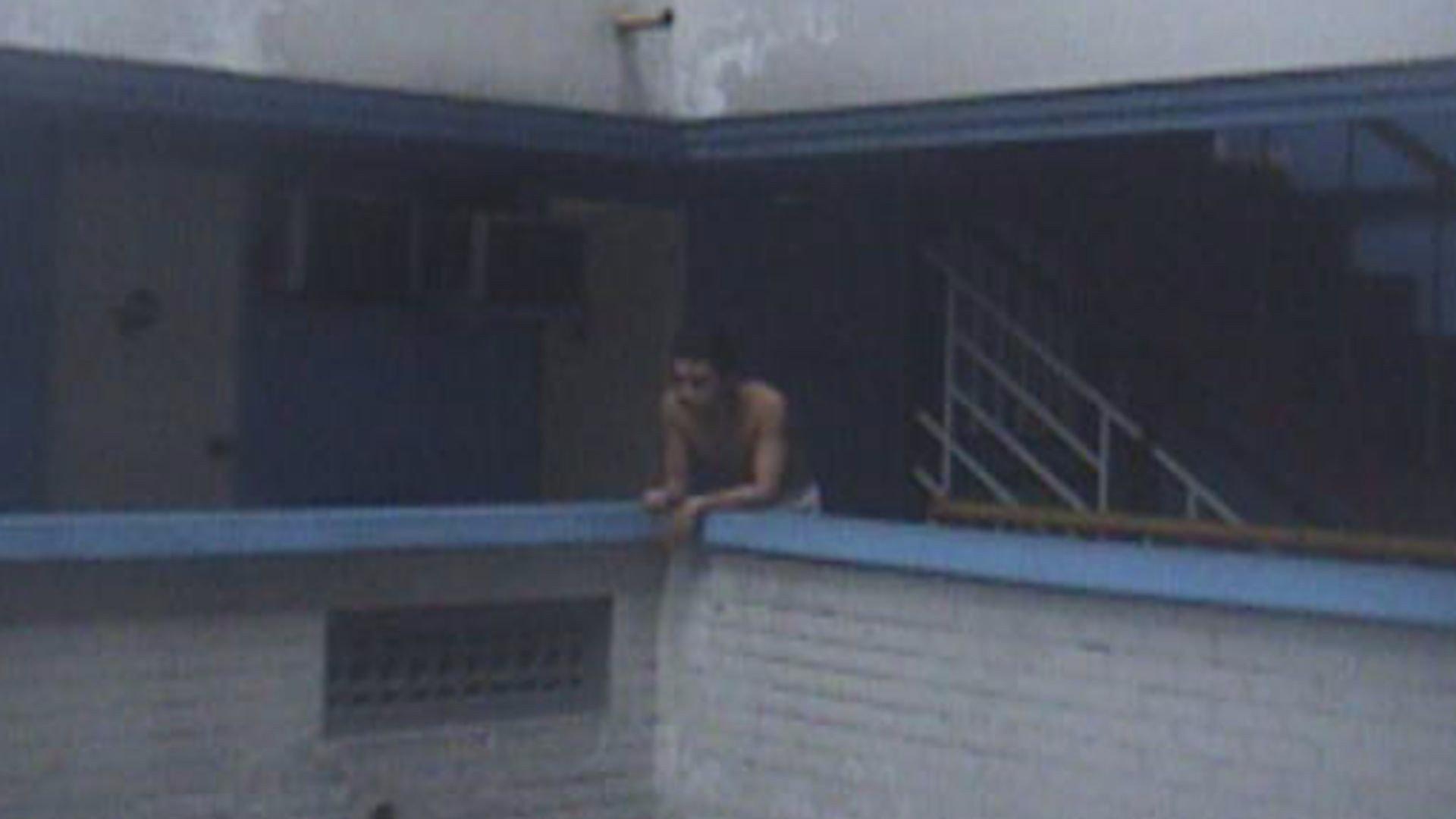Ma, masiyado na akong malaki para sa planggana  movie scene