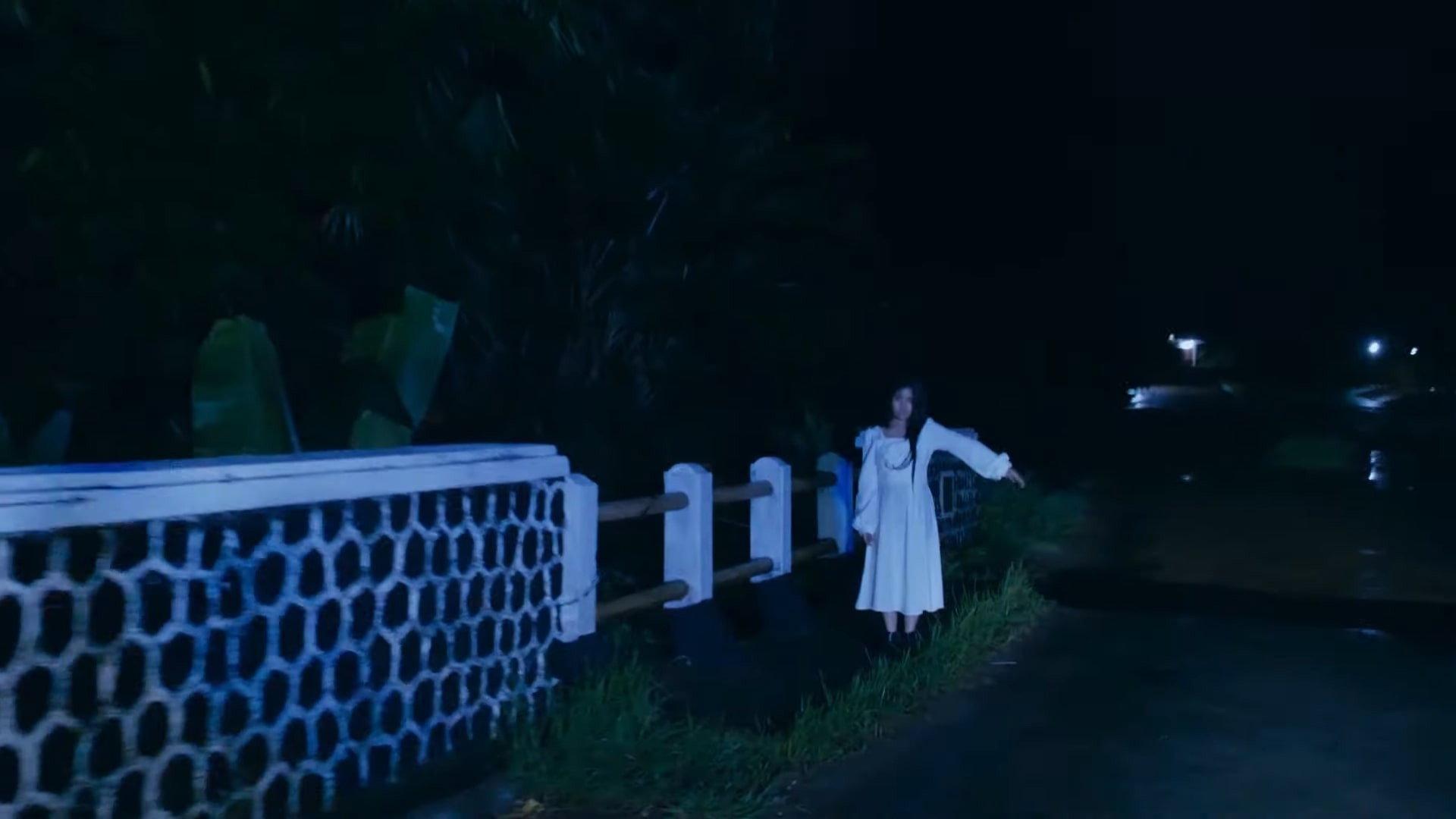 Bawa Aku Pulang 2021 movie scene