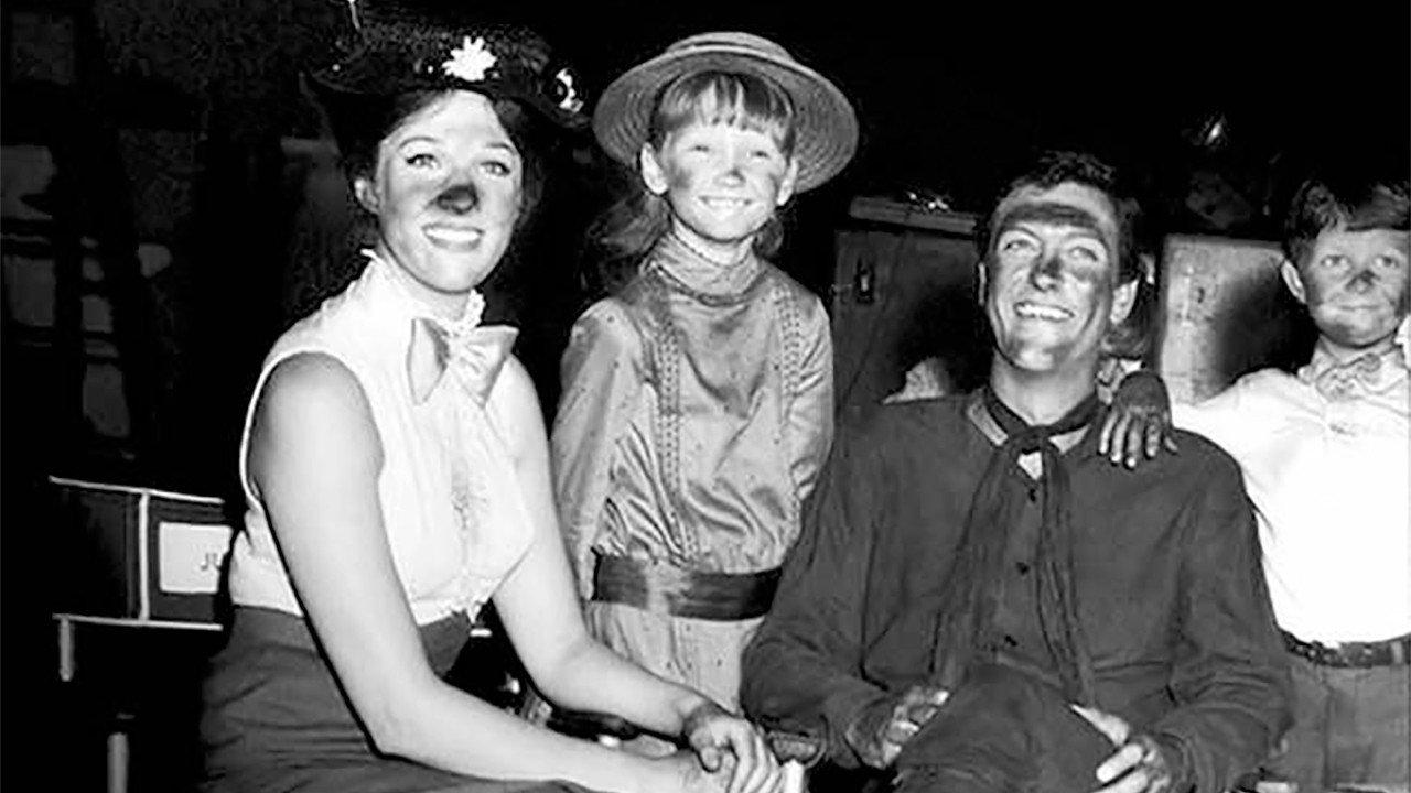 Supercalifragilisticexpialidocious: The Making of 'Mary Poppins' 2004 movie scene