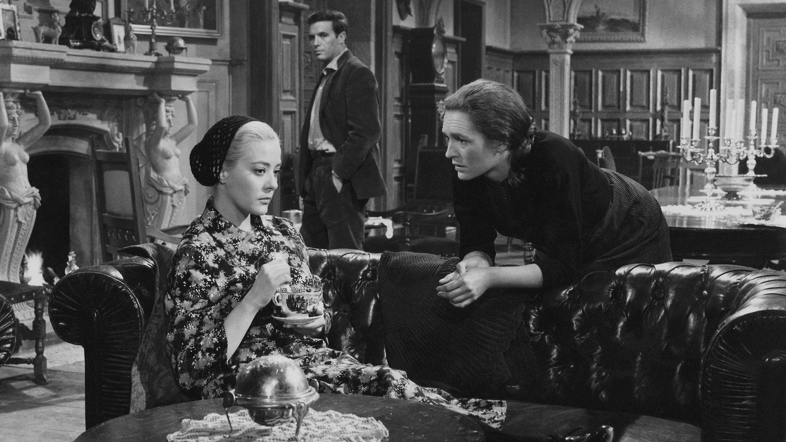 Viridiana 1962 movie scene