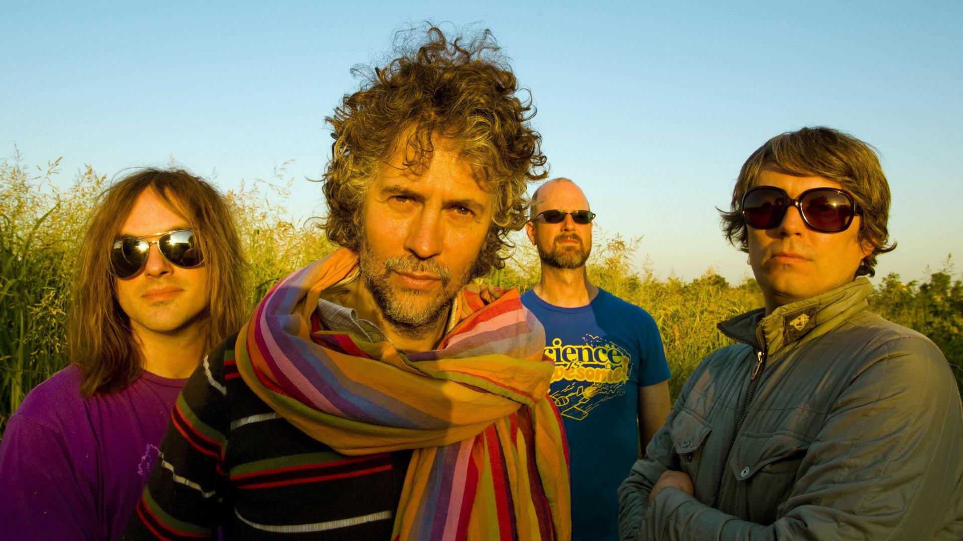 The Flaming Lips: U.F.O's At The Zoo 2007 movie scene
