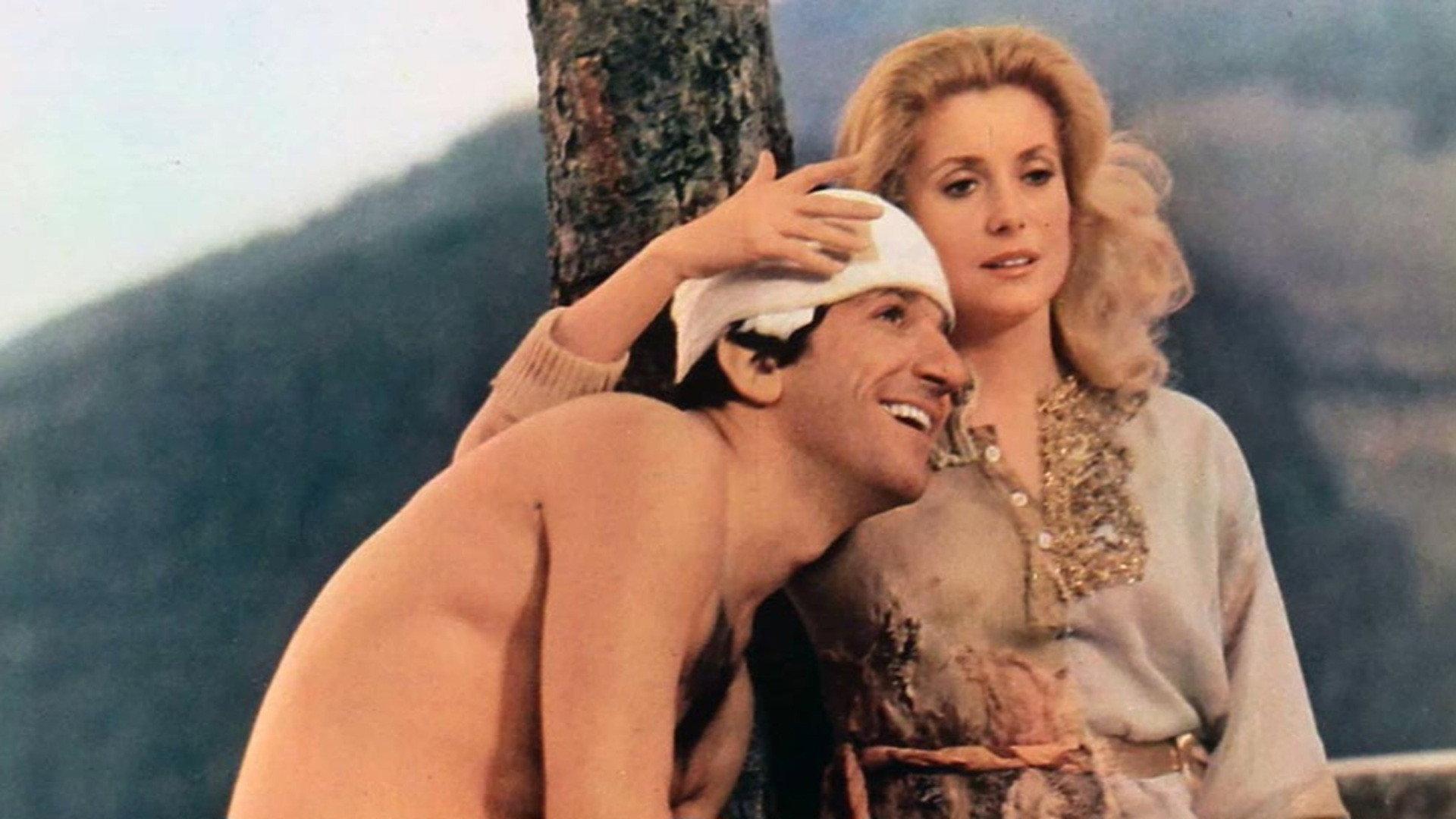 Beach House 1977 movie scene
