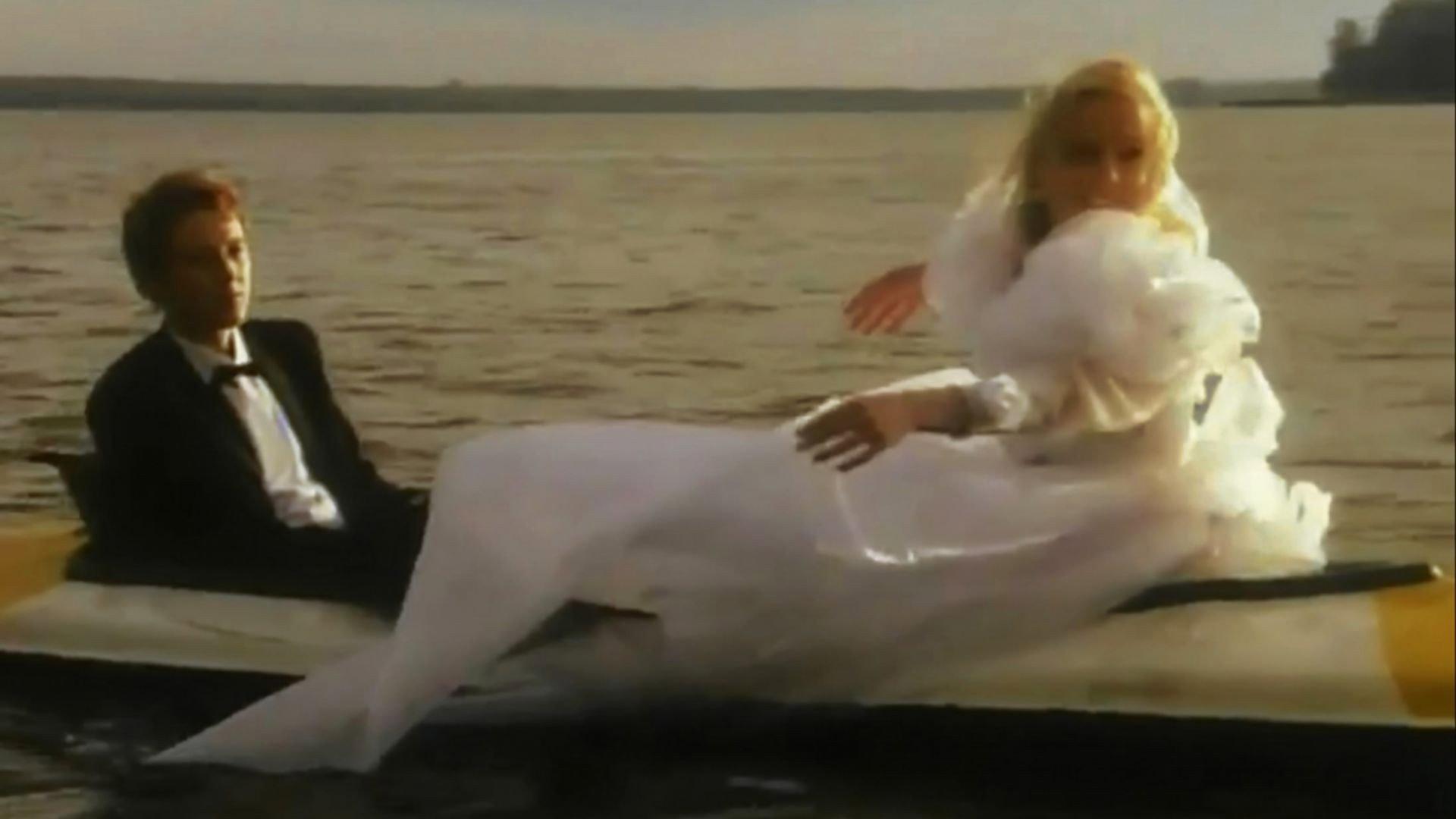 Love Me and Do Whatever You Want 1997 movie scene