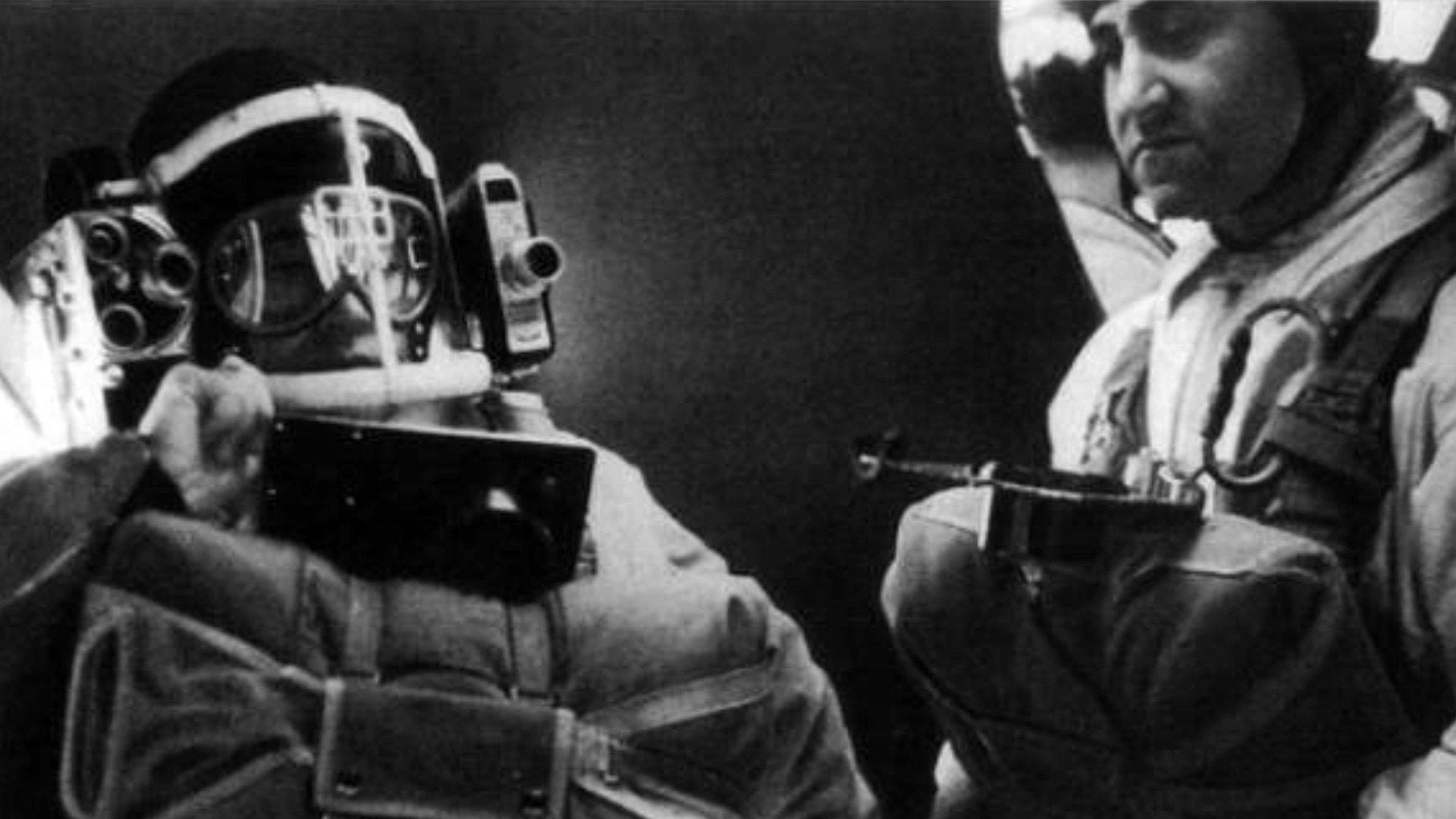 Des Hommes Dans Le Ciel 1958 movie scene