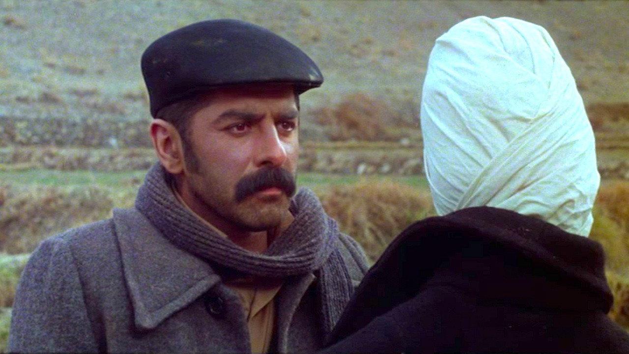 Tall Shadows of the Wind 1979 movie scene