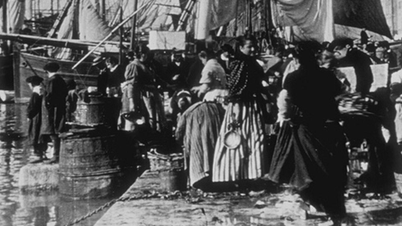 Fish Market 1896 movie scene