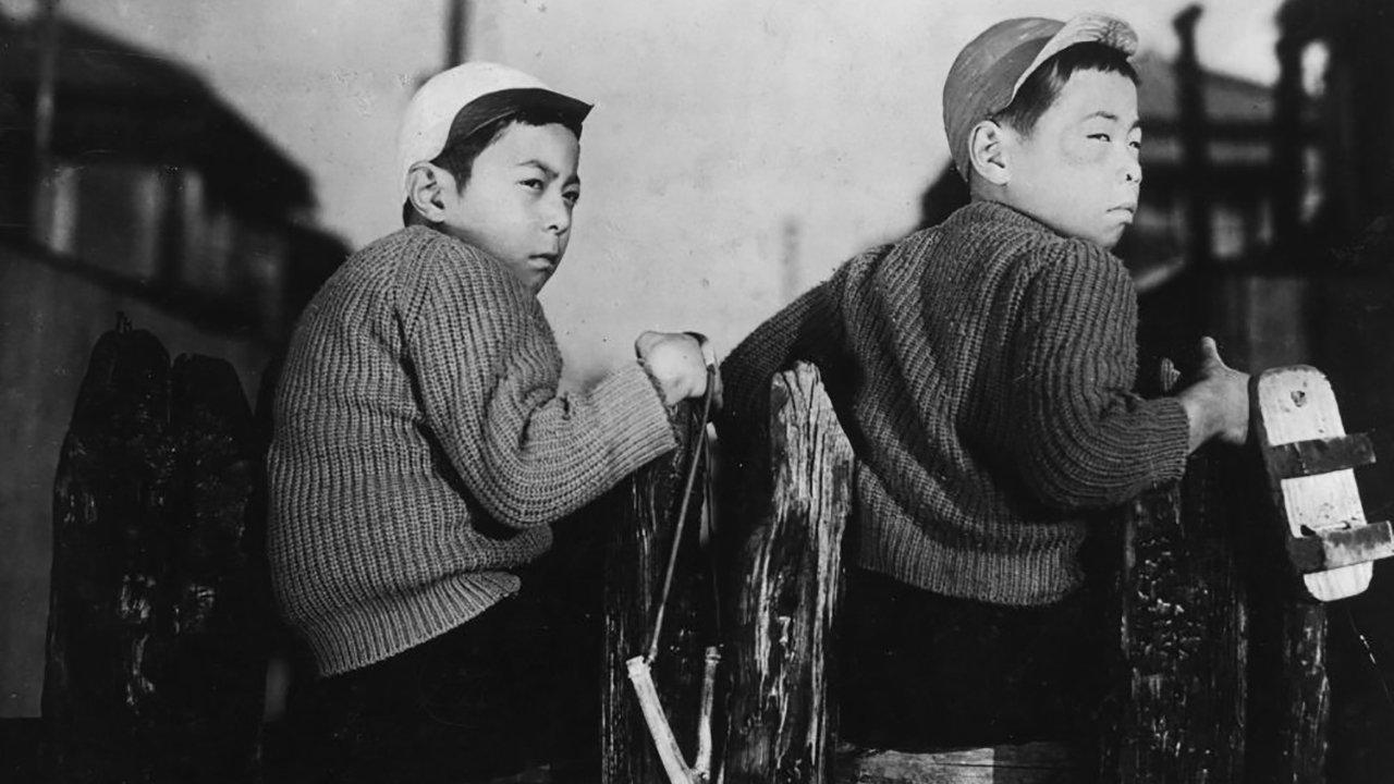 I Was Born, But... 1932 movie scene