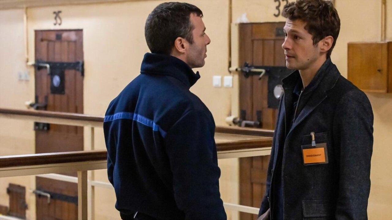 Le Bruit des trousseaux 2021 movie scene
