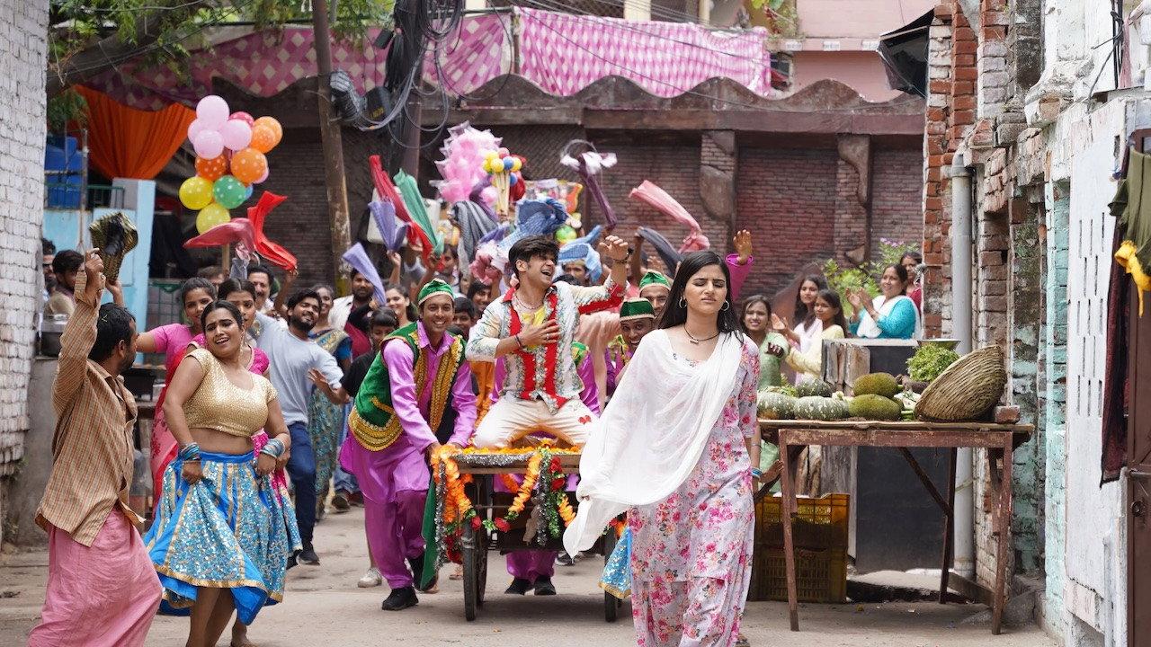 Inn Galiyon Mein 2025 movie scene