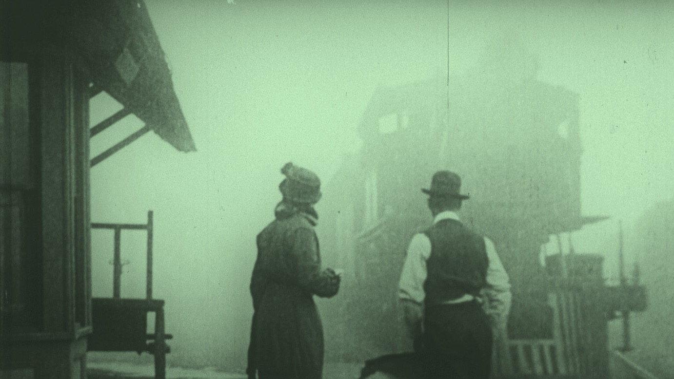 The Juggernaut 1915 movie scene