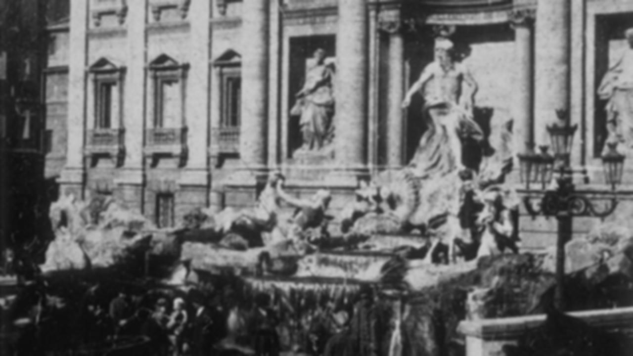 Fontaine de Trevi 1896 movie scene